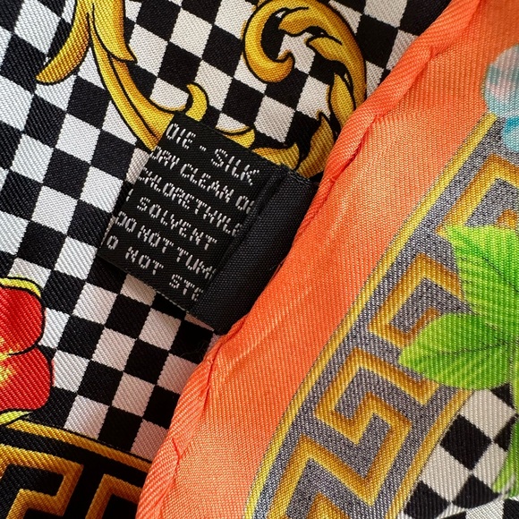 Versace scarf- Autre Marque Atelier Multicolor - Picture 3 of 5